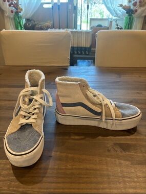 Vans High-Top Platform Sneakers in Beige, Blue, Gray and Pink